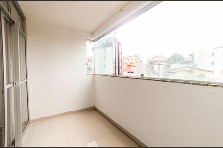Apartamento à venda com 108m², 3 quartos e 2 vagas Apartamento à venda com 108m², 3 quartos e 2 vagasVaranda da Sala