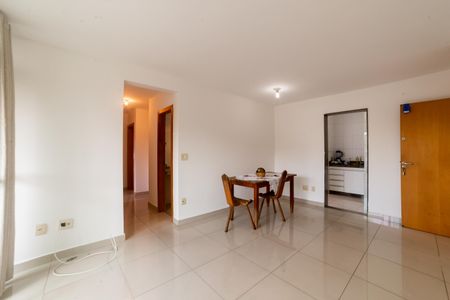 Apartamento à venda com 108m², 3 quartos e 2 vagas Apartamento à venda com 108m², 3 quartos e 2 vagasSala