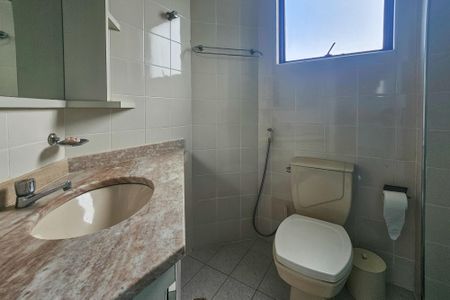 Apartamento para alugar com 165m², 3 quartos e 3 vagasBanheiro