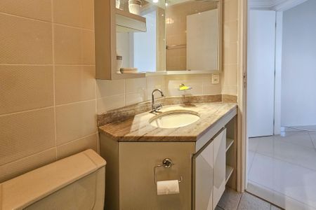 Apartamento para alugar com 165m², 3 quartos e 3 vagasBanheiro 2