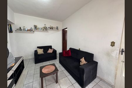 Casa à venda com 175m², 3 quartos e 2 vagasSala