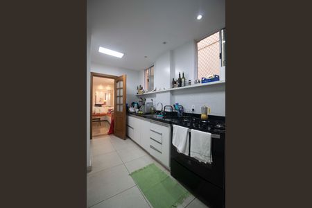 Apartamento à venda com 140m², 3 quartos e sem vagaCozinha