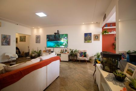 Apartamento à venda com 140m², 3 quartos e sem vagaSala