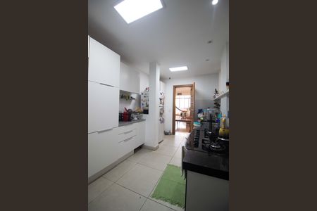 Apartamento à venda com 140m², 3 quartos e sem vagaCozinha