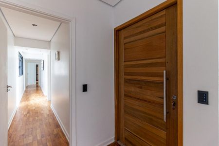Apartamento à venda com 219m², 3 quartos e 1 vaga Apartamento à venda com 219m², 3 quartos e 1 vagaEntrada da Sala