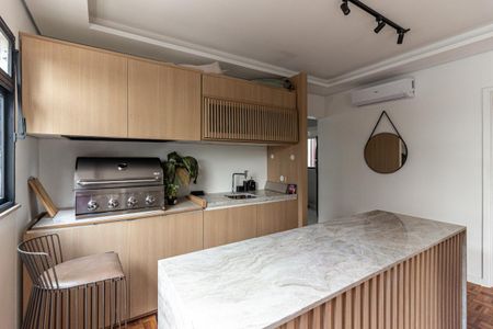 Apartamento à venda com 219m², 3 quartos e 1 vaga Apartamento à venda com 219m², 3 quartos e 1 vagaSala de Jantar