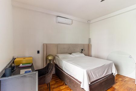 Apartamento à venda com 219m², 3 quartos e 1 vaga Apartamento à venda com 219m², 3 quartos e 1 vagaQuarto da Suíte