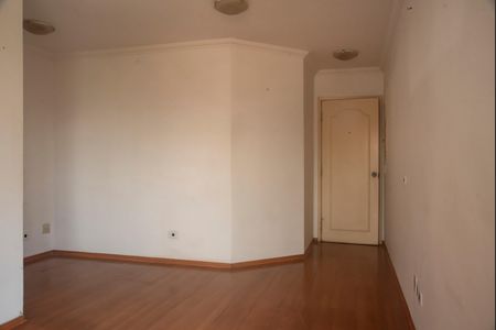 Apartamento à venda com 70m², 2 quartos e 1 vagaSala