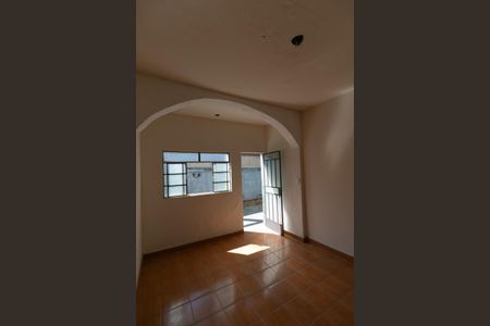 Casa à venda com 300m², 5 quartos e 5 vagas Casa à venda com 300m², 5 quartos e 5 vagasSala