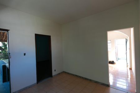 Casa à venda com 300m², 5 quartos e 5 vagas Casa à venda com 300m², 5 quartos e 5 vagasCopa