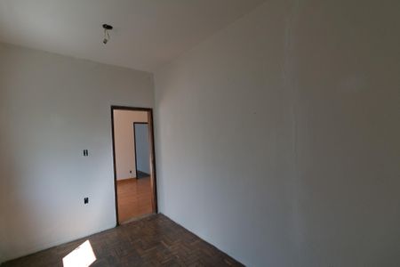 Casa à venda com 300m², 5 quartos e 5 vagas Casa à venda com 300m², 5 quartos e 5 vagasQuarto 1