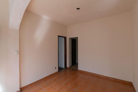 Casa à venda com 300m², 5 quartos e 5 vagas Casa à venda com 300m², 5 quartos e 5 vagasSala