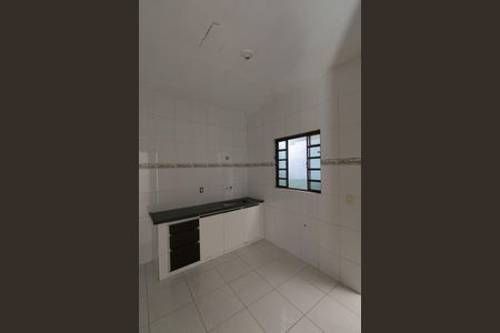 Casa à venda com 300m², 5 quartos e 5 vagas Casa à venda com 300m², 5 quartos e 5 vagasCozinha 1 casa 2