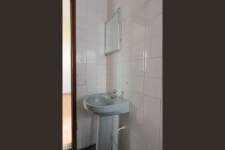 Casa à venda com 300m², 5 quartos e 5 vagas Casa à venda com 300m², 5 quartos e 5 vagasBanheiro