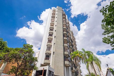 Apartamento à venda com 94m², 2 quartos e 2 vagas Apartamento à venda com 94m², 2 quartos e 2 vagasFachada