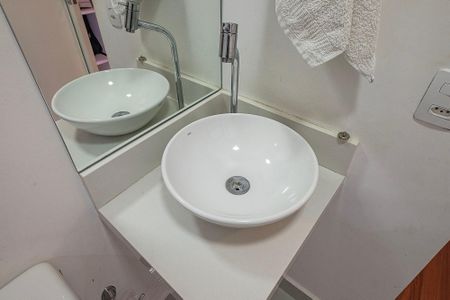 Apartamento à venda com 94m², 2 quartos e 2 vagas Apartamento à venda com 94m², 2 quartos e 2 vagasBanheiro da Suíte 3