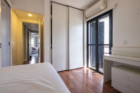 Apartamento à venda com 94m², 2 quartos e 2 vagas Apartamento à venda com 94m², 2 quartos e 2 vagasSuíte 2