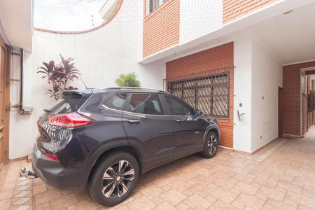 Casa à venda com 268m², 5 quartos e 3 vagas Casa à venda com 268m², 5 quartos e 3 vagasGaragem