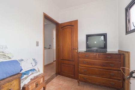 Casa à venda com 268m², 5 quartos e 3 vagas Casa à venda com 268m², 5 quartos e 3 vagasQuarto 3