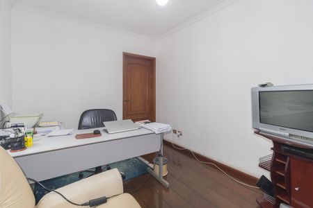 Casa à venda com 268m², 5 quartos e 3 vagas Casa à venda com 268m², 5 quartos e 3 vagasSuíte 2