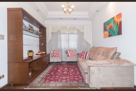 Casa à venda com 268m², 5 quartos e 3 vagas Casa à venda com 268m², 5 quartos e 3 vagasSala de Estar