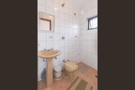 Casa à venda com 268m², 5 quartos e 3 vagas Casa à venda com 268m², 5 quartos e 3 vagasBanheiro 1