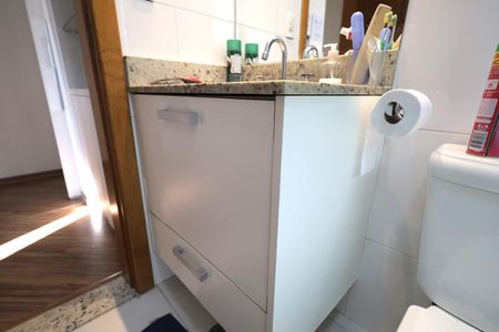 Apartamento à venda com 127m², 3 quartos e 3 vagas Apartamento à venda com 127m², 3 quartos e 3 vagasBanheiro