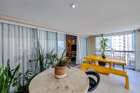 Apartamento à venda com 134m², 3 quartos e 2 vagasVaranda da Sala