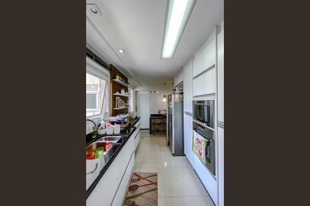 Apartamento à venda com 134m², 3 quartos e 2 vagasCozinha