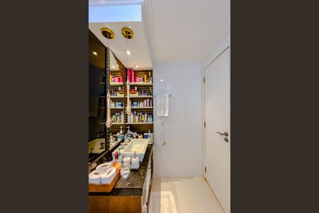 Apartamento à venda com 134m², 3 quartos e 2 vagasBanheiro da Suíte