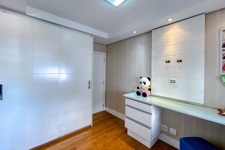 Apartamento à venda com 134m², 3 quartos e 2 vagasQuarto 1