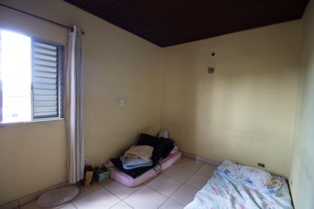 Casa à venda com 200m², 5 quartos e 2 vagasQuarto 2