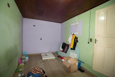 Casa à venda com 200m², 5 quartos e 2 vagasQuarto 4