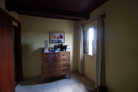 Casa à venda com 200m², 5 quartos e 2 vagasQuarto 2