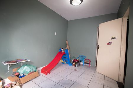 Casa à venda com 200m², 5 quartos e 2 vagasSuíte 1