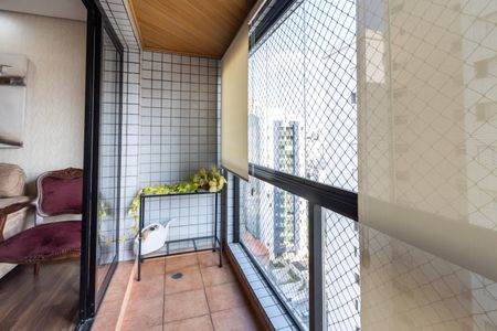 Apartamento para alugar com 80m², 3 quartos e 2 vagasVaranda