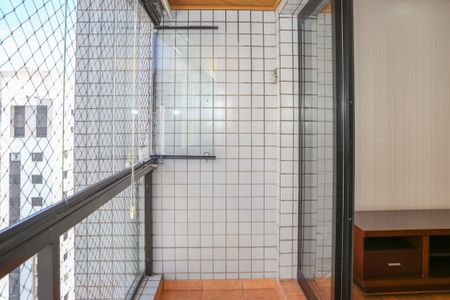 Apartamento para alugar com 80m², 3 quartos e 2 vagasSacada