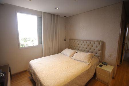 Apartamento à venda com 300m², 4 quartos e 4 vagasSuite