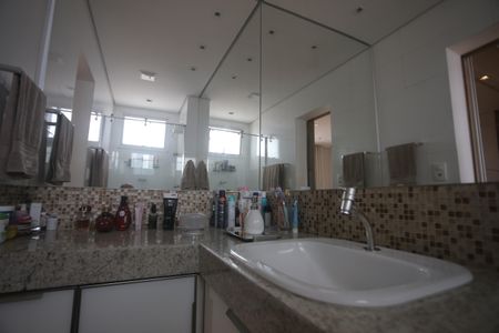 Apartamento à venda com 300m², 4 quartos e 4 vagasSuite