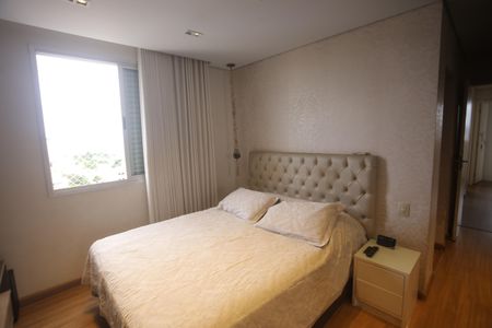 Apartamento à venda com 300m², 4 quartos e 4 vagasSuite