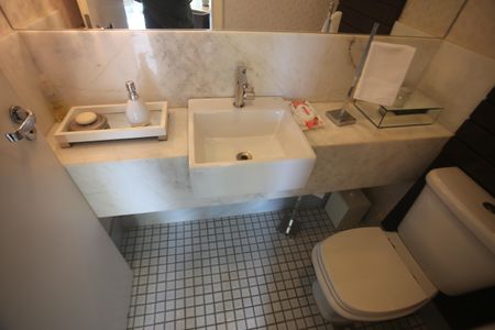 Apartamento à venda com 300m², 4 quartos e 4 vagaslavabo