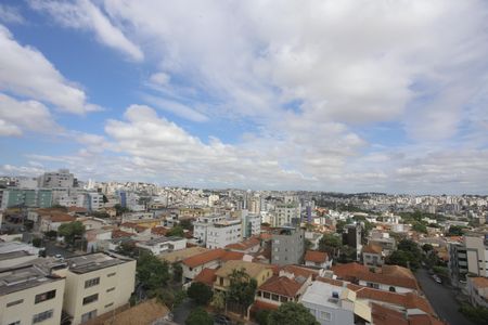 Apartamento à venda com 300m², 4 quartos e 4 vagasCobertura