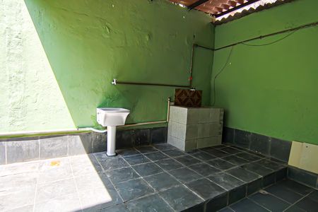 Casa para alugar com 100m², 2 quartos e 1 vagalavanderia