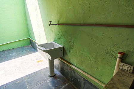 Casa para alugar com 100m², 2 quartos e 1 vagalavanderia