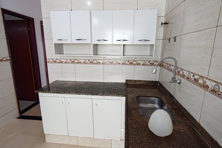 Casa para alugar com 100m², 2 quartos e 1 vagacozinha