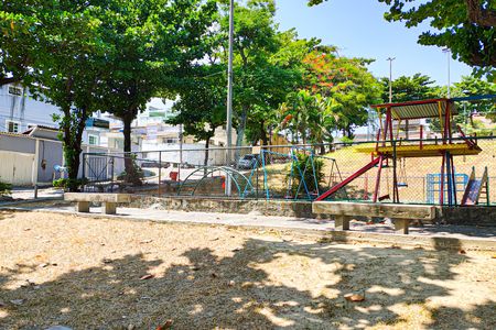 Casa para alugar com 100m², 2 quartos e 1 vagacondominio