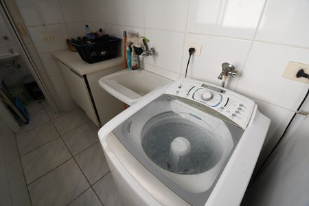 Apartamento à venda com 100m², 2 quartos e 1 vagaÁrea de Serviço