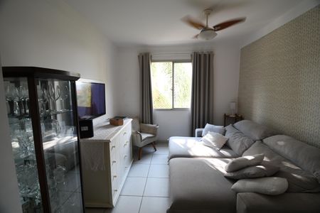 Apartamento à venda com 100m², 2 quartos e 1 vagaSala