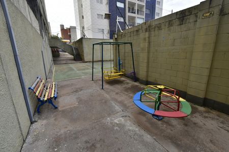Apartamento à venda com 100m², 2 quartos e 1 vagaÁrea comum - Playground