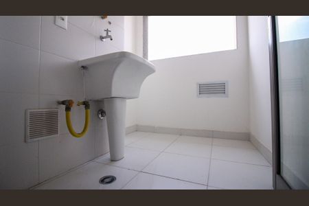 Apartamento à venda com 77m², 2 quartos e 1 vagaÁrea de Serviço